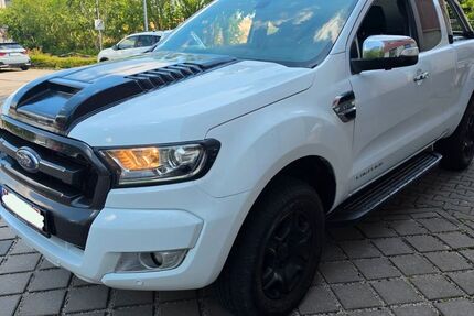 Ford Ranger 189.000 km 14.500 &euro; Nürnberg 90441