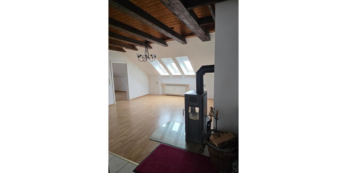 Dachgeschoßwohnung Hemhofen - 3.5 Zimmer, 81 m&sup2;, 275.000&euro; | Angebot:27543750