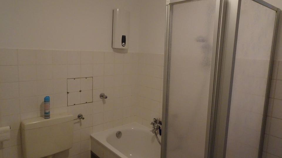 80 q2m Wohnung für 3er Studenten-WG 3 zimmer