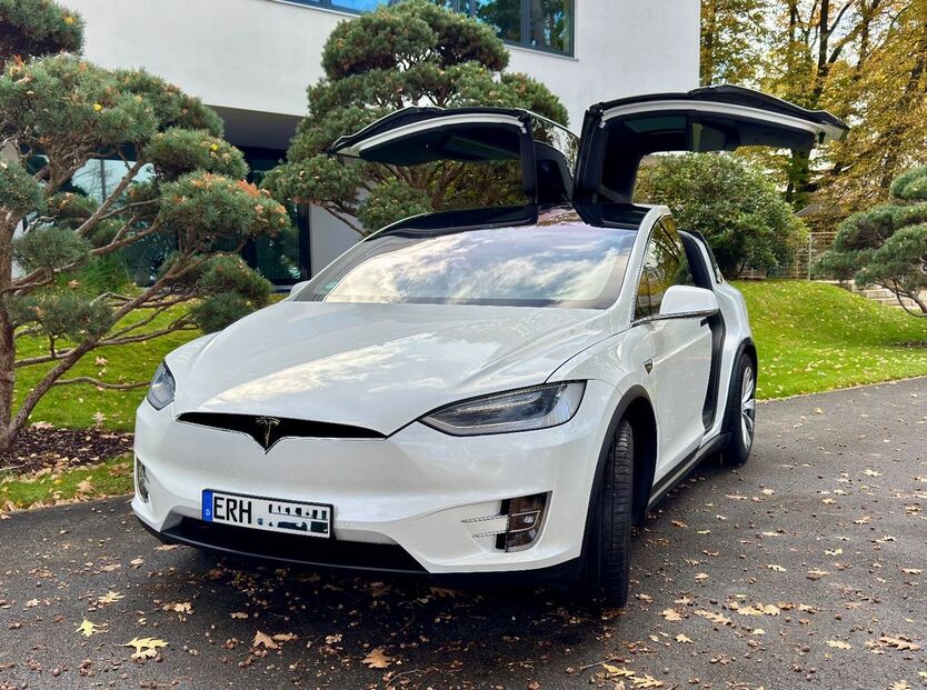 Tesla Model X 92.000 km 37.000 € Heroldsberg 90562