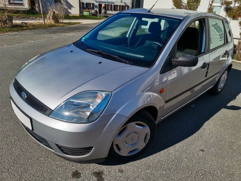 Ford Fiesta 135.160 km 1.599 € Fürth 90762