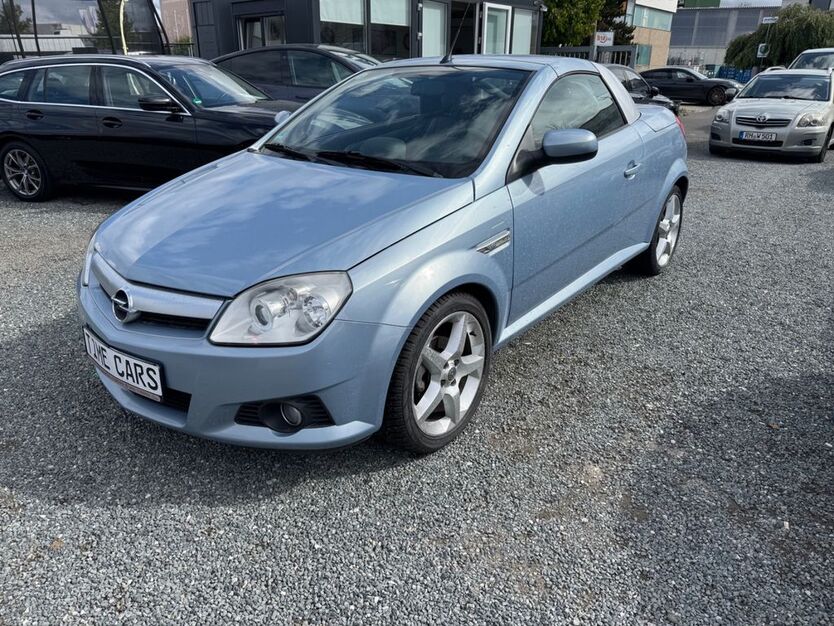 Opel Tigra 153.000 km 3.490 € Nürnberg 90431