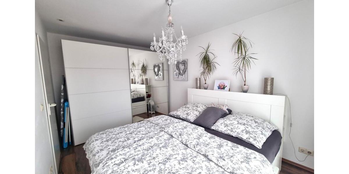 Schön möblierte 2-Zimmer-Wohnung mit Balkon und Blick ins Grüne 2 zimmer