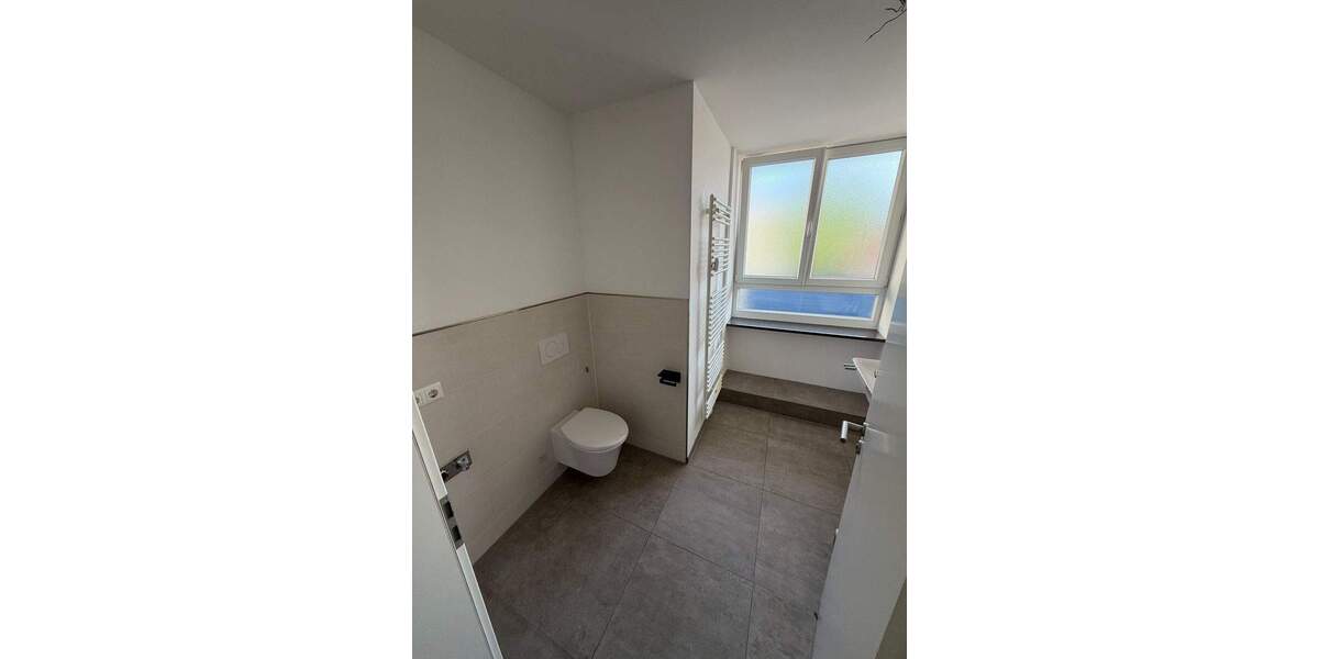 Etagenwohnung Nürnberg Steinbühl - 2 Zimmer, 65 m&sup2;, 1.000&euro; | Angebot:26713102