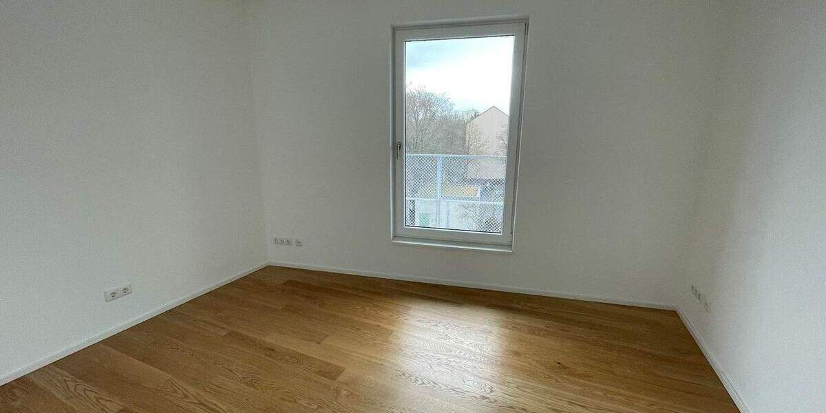 Jetzt oder nie: Neuwertige 3-Zimmer-Wohnung mit EBK und Stellplatzmöglichkeit! 3 zimmer