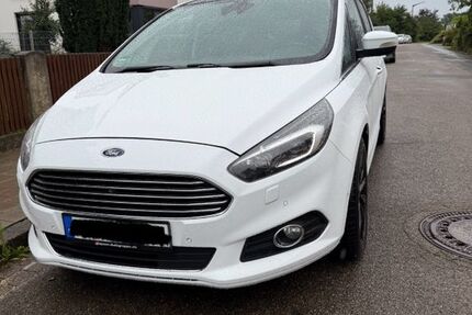 Ford S-Max 148.000 km 13.800 € Roth 91154