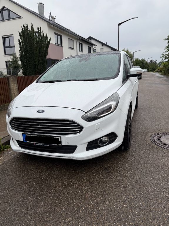 Ford S-Max 148.000 km 13.800 € Roth 91154