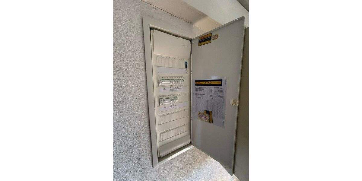 Mehrfamilienhaus, Wohnhaus Heroldsbach Poppendorf - 8 Zimmer, 208 m&sup2;, 2.300&euro; | Angebot:25339642