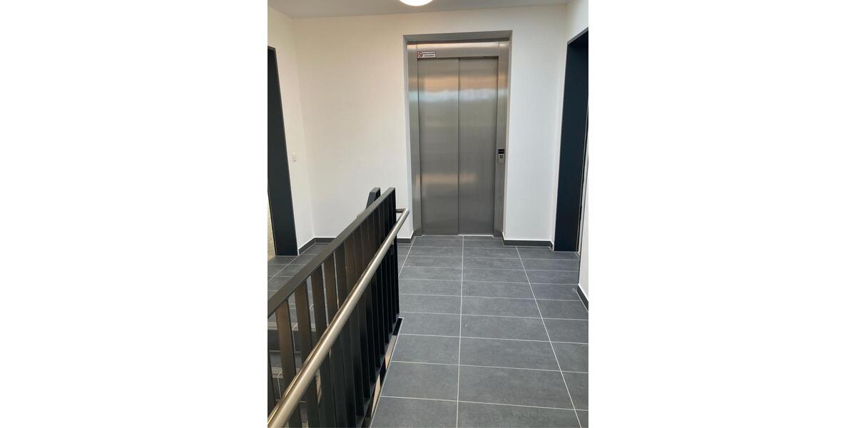 Terrassenwohnung Roth - 2 Zimmer, 66 m&sup2;, 925&euro; | Angebot:23567255