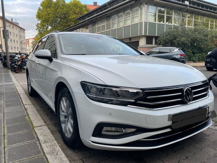 VW Passat 130.214 km 18.900 € Nürnberg 90478