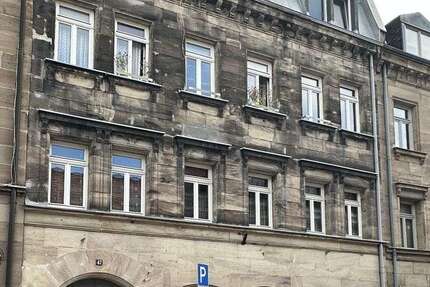 Haus zum Kaufen in Fürth 1.050.000 € 370 m² 17 zimmer