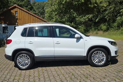 VW Tiguan 133.900 km 8.990 &euro; Wilhermsdorf 91452