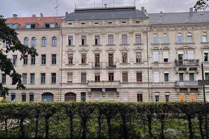 Wohnung Fürth Innenstadt - 4 Zimmer, 130 m&sup2;, 1.300&euro; | Angebot:25142415