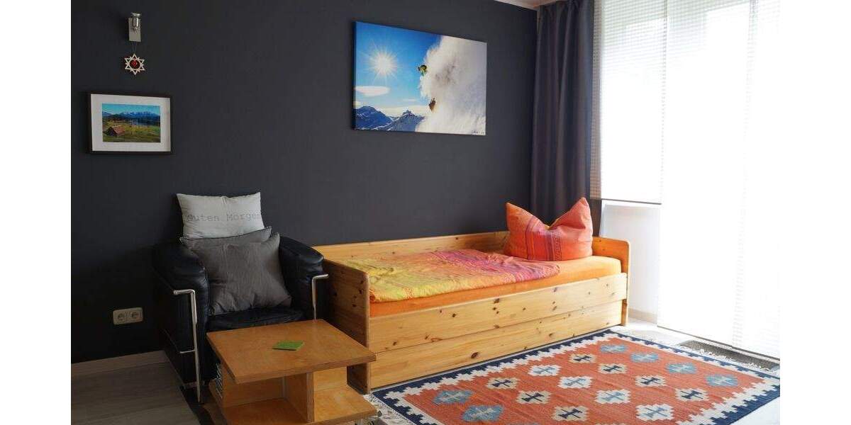 Ruhige 1-Zi-Wohnung mit kleinem Garten! 1 zimmer