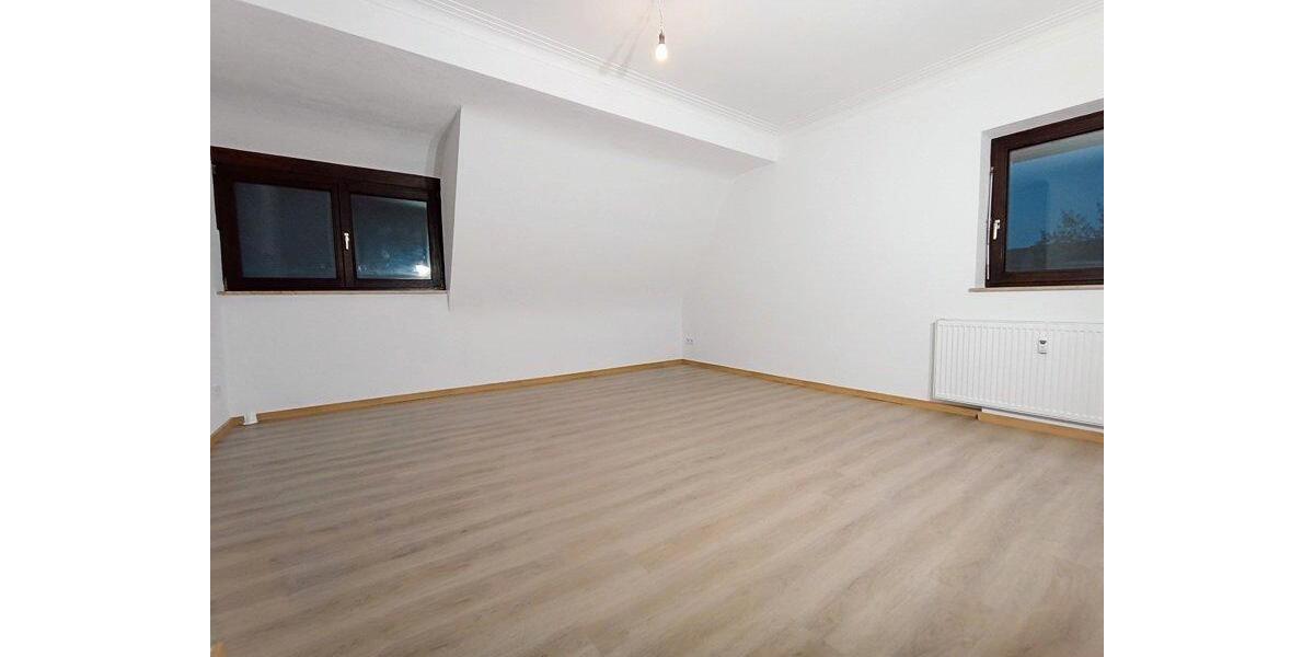 Etagenwohnung Nürnberg Almoshof - 2 Zimmer, 68 m&sup2;, 880&euro; | Angebot:26365048