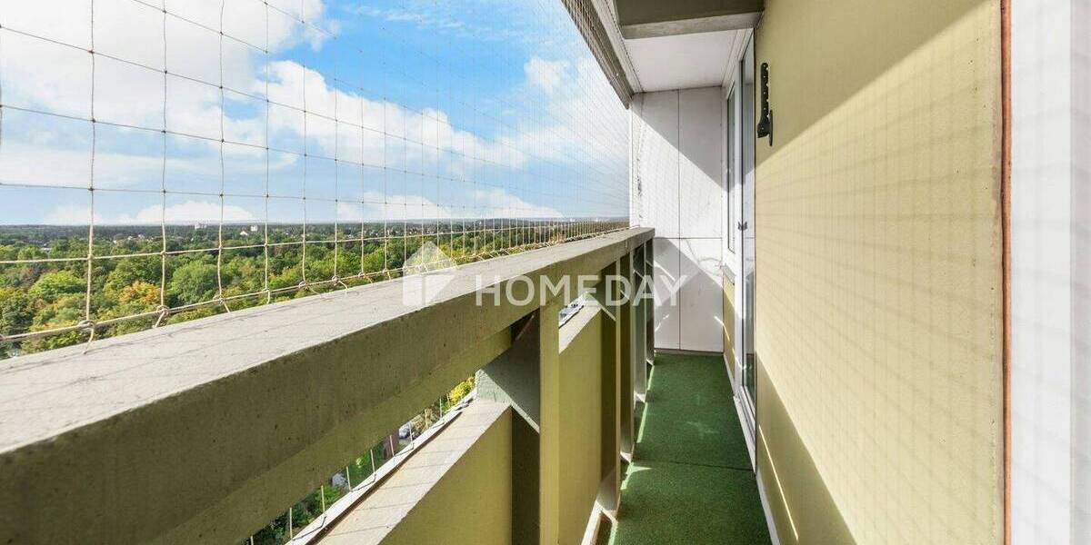 Renovierungsbedürftige 3-Zimmer-Wohnung mit zwei Loggien und optionalem Tiefgaragenstellplatz 3 zimmer