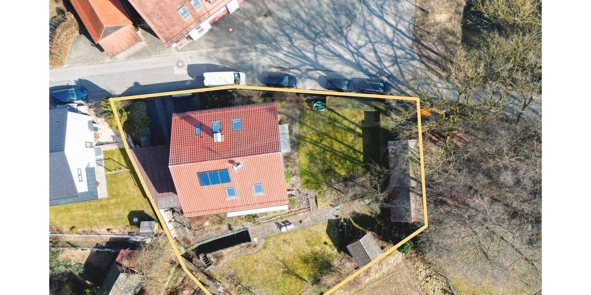 Mehrfamilienhaus, Wohnhaus Wendelstein Großschwarzenlohe - 9 Zimmer, 260 m&sup2;, 890.000&euro; | Angebot:26930525