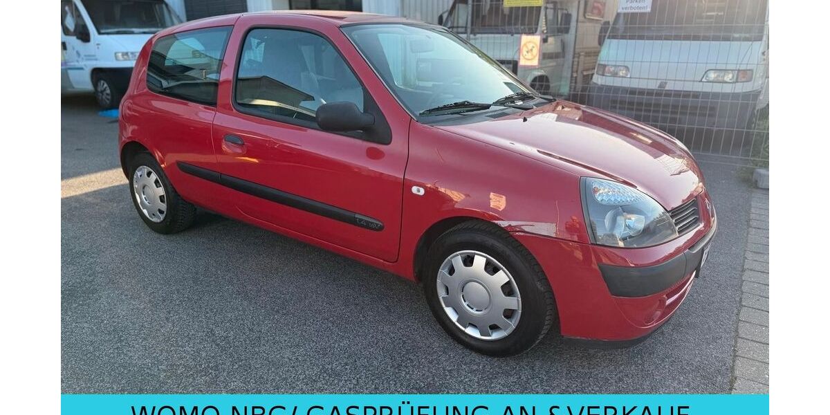 Renault Clio 208.000 km 1.999 &euro; Nürnberg 90411