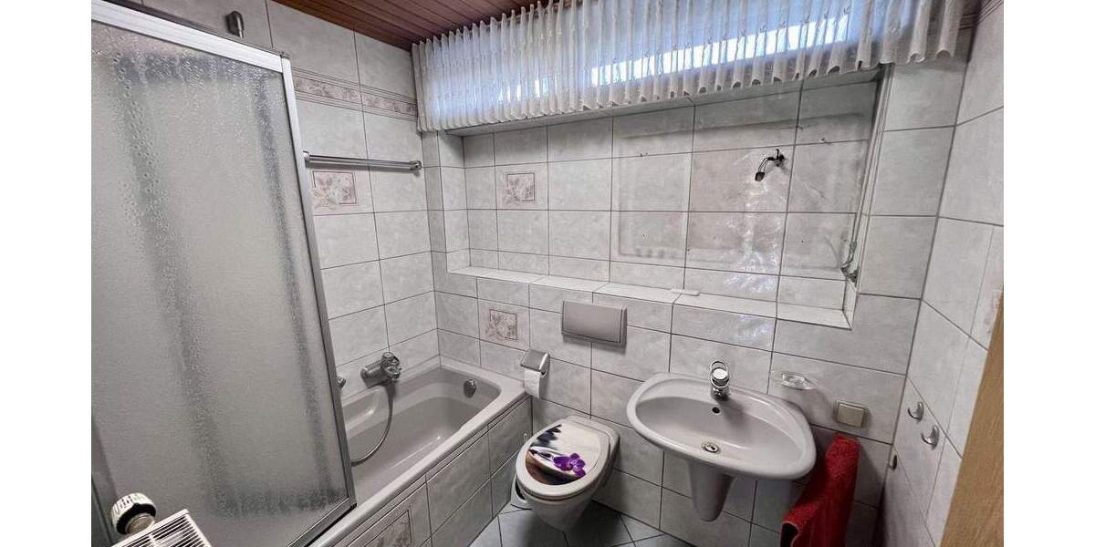 Reihenmittelhaus Nürnberg Eibach - 4 Zimmer, 110 m&sup2;, 399.000&euro; | Angebot:25678158