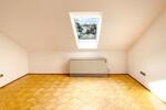 Dachgeschoßwohnung Röttenbach - 3 Zimmer, 95 m&sup2;, 690&euro; | Angebot:26208339