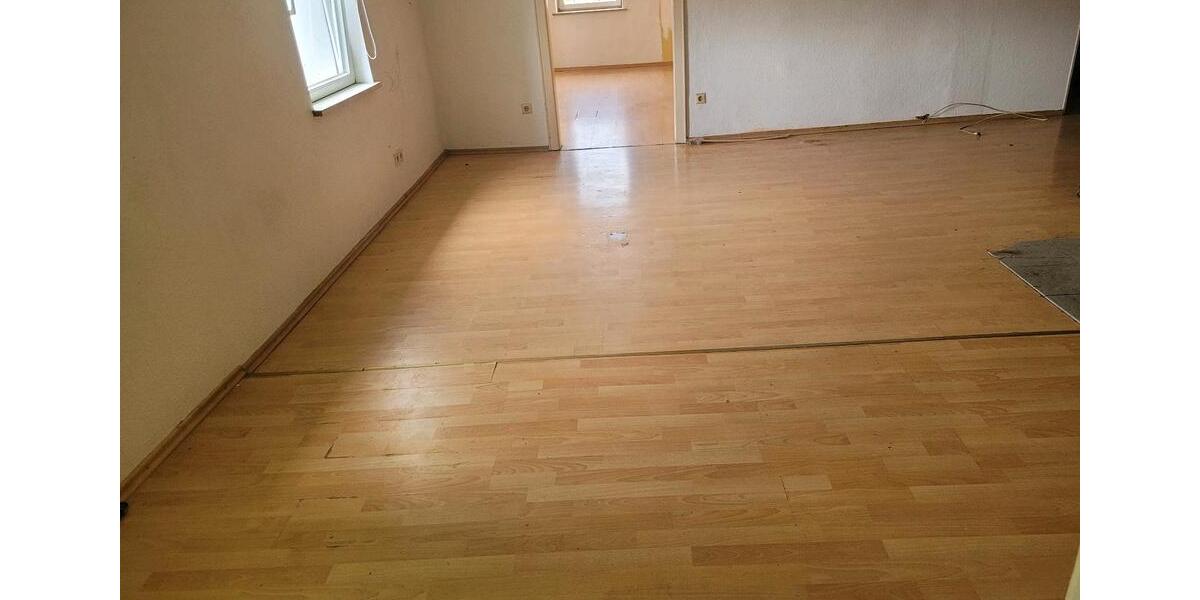 Mehrfamilienhaus, Wohnhaus Wilhermsdorf - 9 Zimmer, 320 m&sup2;, 380.000&euro; | Angebot:26890333