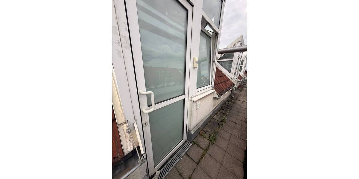 Etagenwohnung Fürth Poppenreuth - 3 Zimmer, 94 m&sup2;, 1.100&euro; | Angebot:26851114