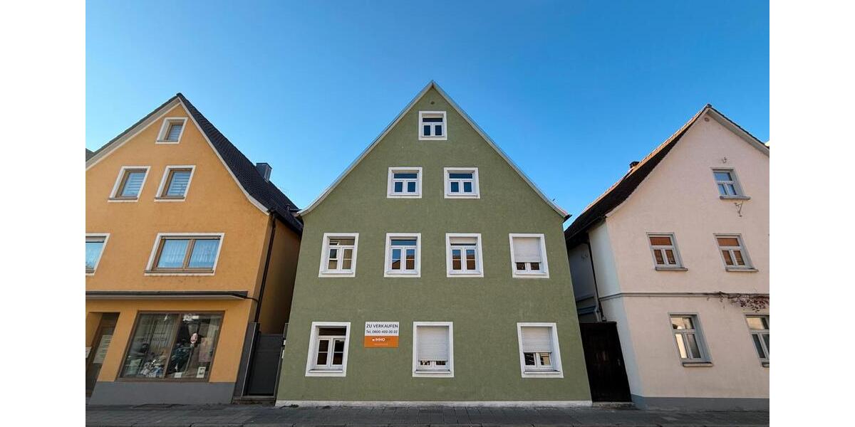 Etagenwohnung Roth - 4 Zimmer, 104 m&sup2;, 1.245&euro; | Angebot:26337892