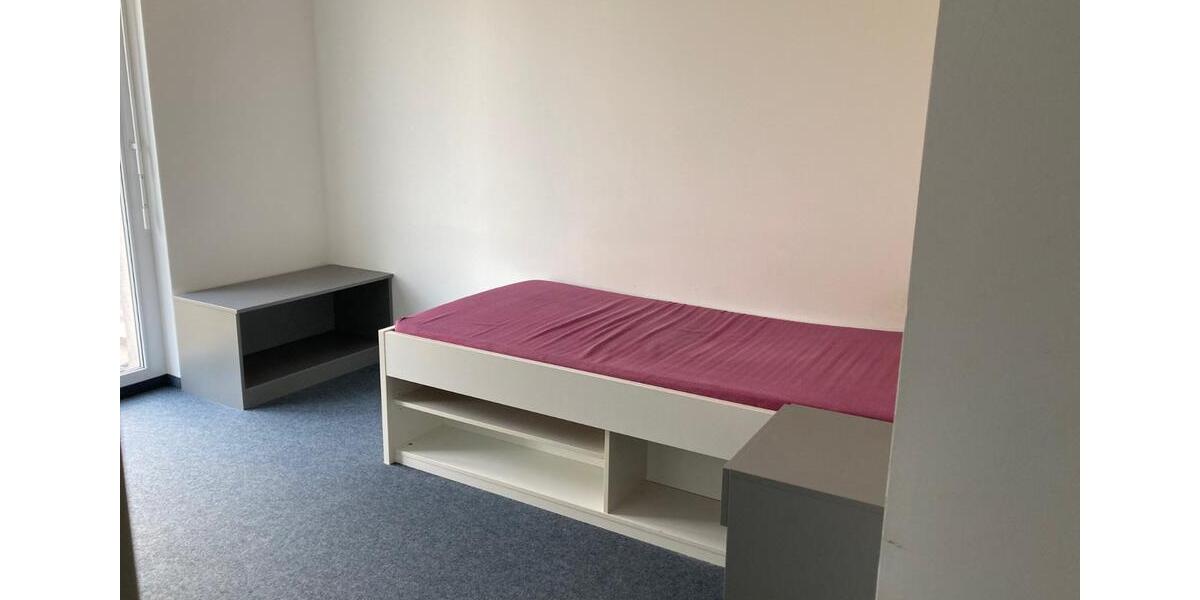 Etagenwohnung Nürnberg Altstadt, St. Lorenz - 1 Zimmer, 24 m&sup2;, 400&euro; | Angebot:25830645