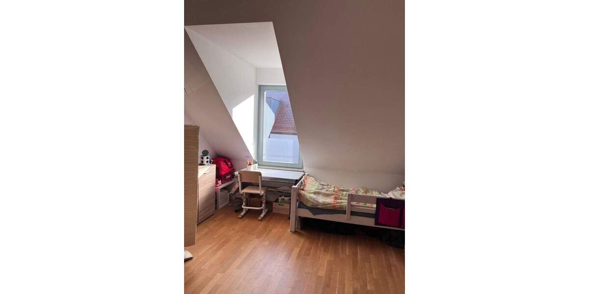 91054 Erlangen-Zentrum - Schöne 2-Zimmer-Maisonette-Wohnung mit EBK und Dachterrasse 2 zimmer