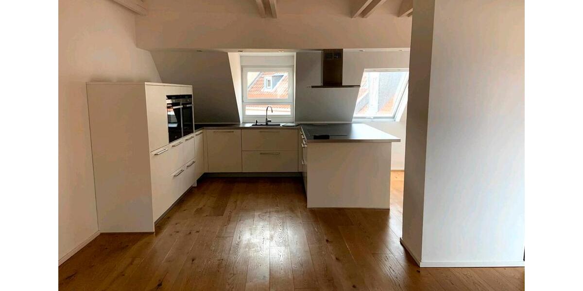 Dachgeschoßwohnung Nürnberg Rabus - 3.5 Zimmer, 103 m&sup2;, 1.500&euro; | Angebot:27582192
