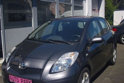 Toyota Yaris 160.000 km 2.750 &euro; Fürth 90765