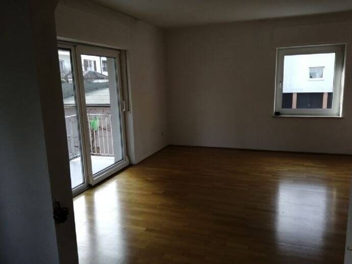 RESERVIERT - Stilvolle 3 Zi EG Wohnung mit EBK und direktem Zugang zum Garten in ruhiger Sackgasse 3 zimmer