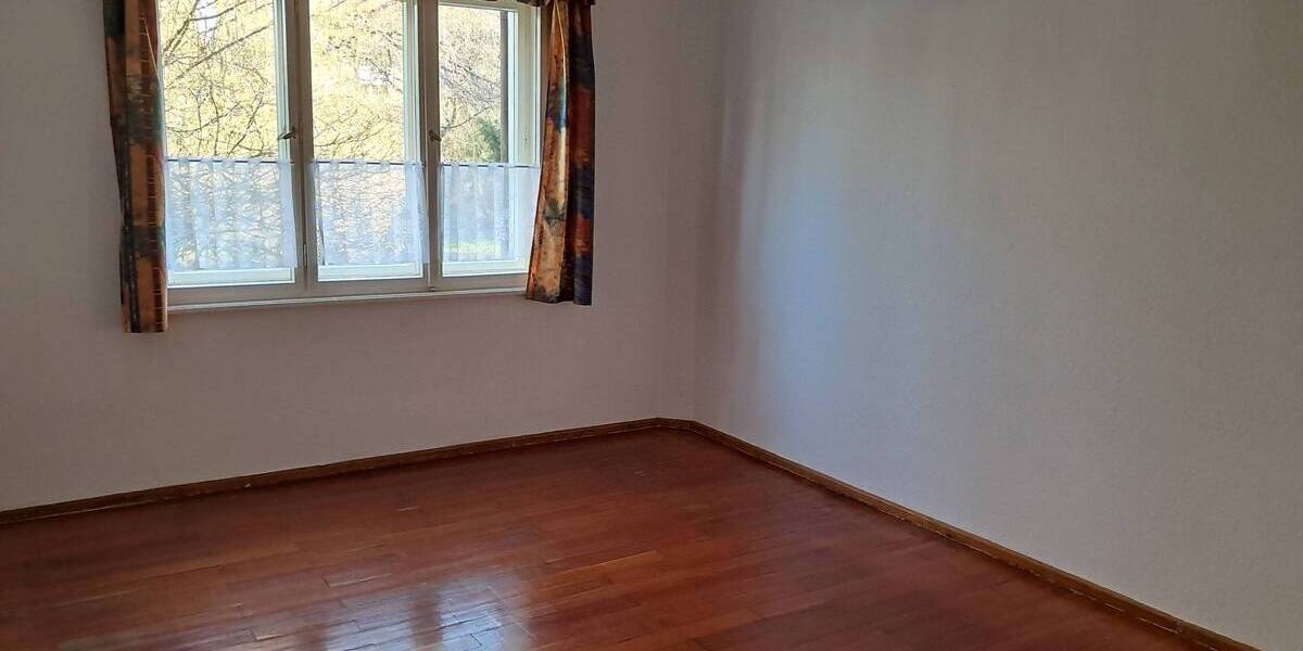 Doppelhaushälfte Erlangen Innenstadt - 9 Zimmer, 230 m&sup2;, 1.180.000&euro; | Angebot:25735022