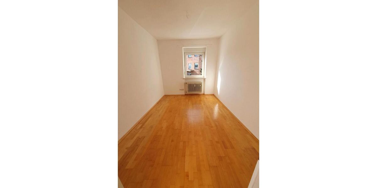 Terrassenwohnung Nürnberg Almoshof - 4 Zimmer, 110 m&sup2;, 1.280&euro; | Angebot:25397722