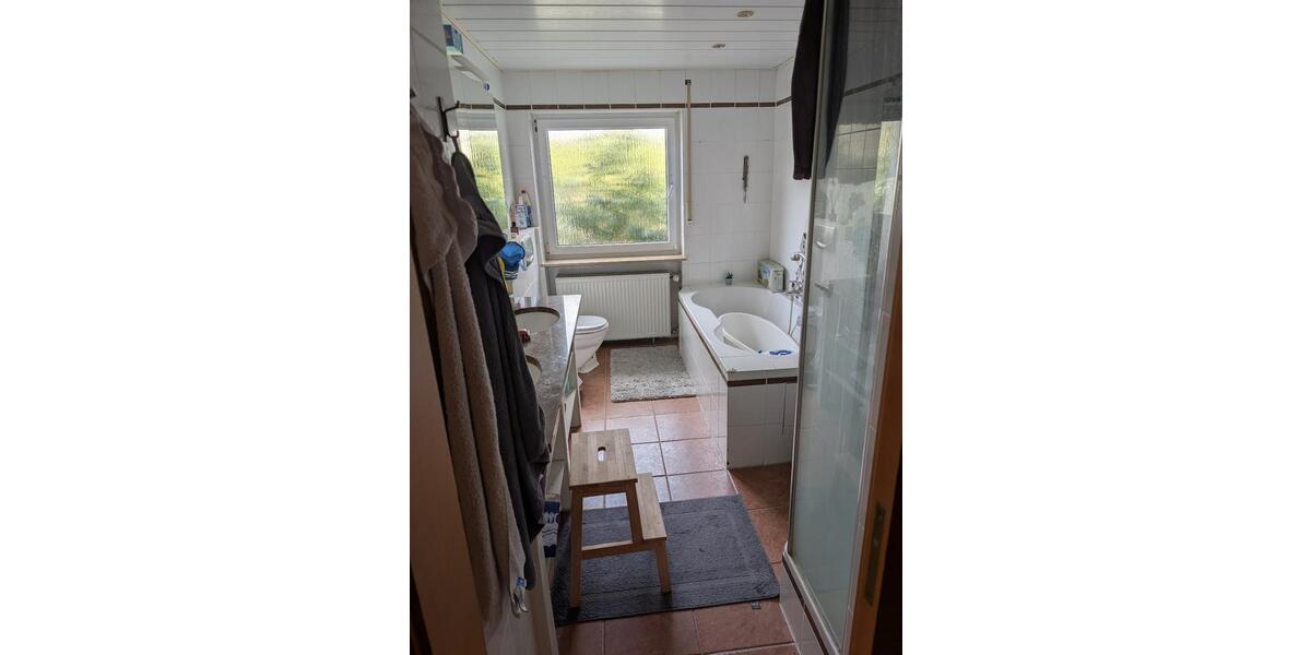 Bungalow Nürnberg Katzwang - 3.5 Zimmer, 130 m&sup2;, 2.000&euro; | Angebot:26126438