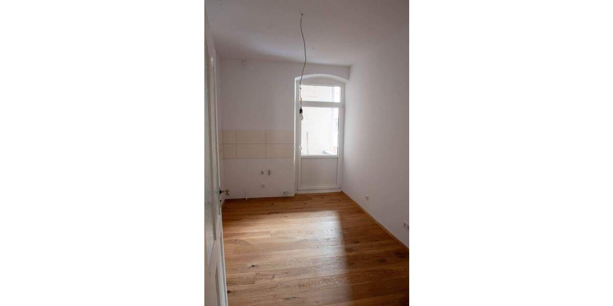 Eine frische Leinwand wartet auf Sie - Büro oder Praxisräume mit Gestaltungsspielraum 7 zimmer