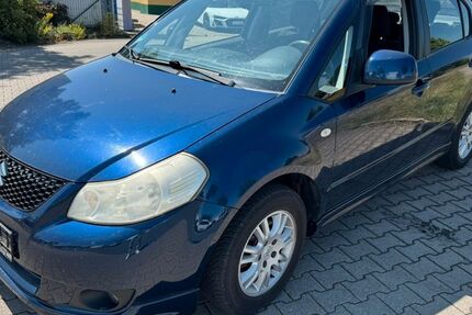 Suzuki SX4 158.000 km 2.950 € Fürth 90763