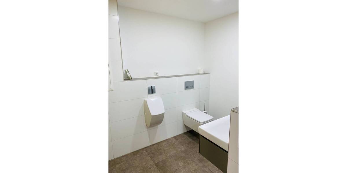 Etagenwohnung Fürth Dambach - 7 Zimmer, 165 m&sup2;, 525.000&euro; | Angebot:25668343