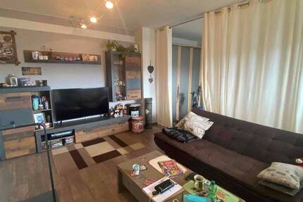 Retro-Flair in Zabo: Charmante 1 Zimmer-Wohnung mit Potenzial
