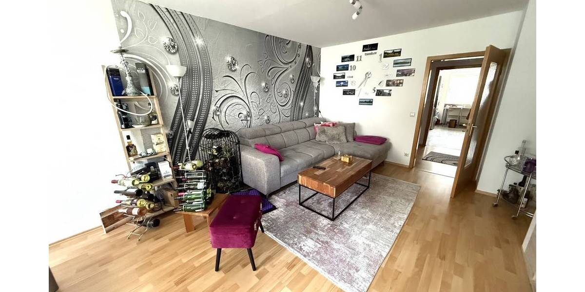 RESERVIERT - 3-Zimmer-Eigentumswohnung mit KFZ-Stellplatz 3 zimmer