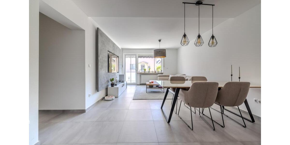 PROVISIONSFREI !! Moderne 4- Zimmer-EG- Wohnung mit Terasse 4 zimmer