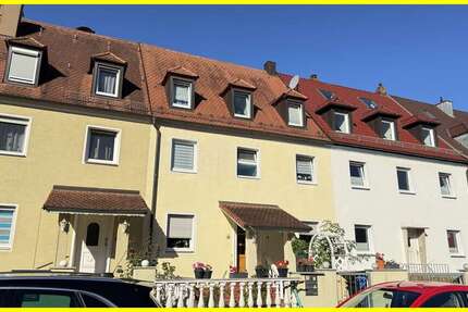 Haus zum Kaufen in Nürnberg Thon 599.000 € 180 m² 9 zimmer