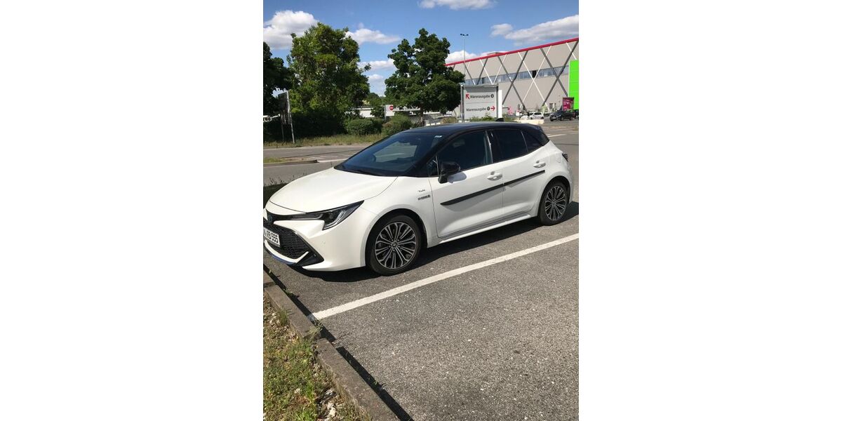 Toyota Corolla Verso 15.900 km 21.500 &euro; Nürnberg 90480