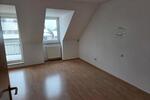 Unvermietete 3 Zimmer Dachgeschoss Wohnung 3 zimmer