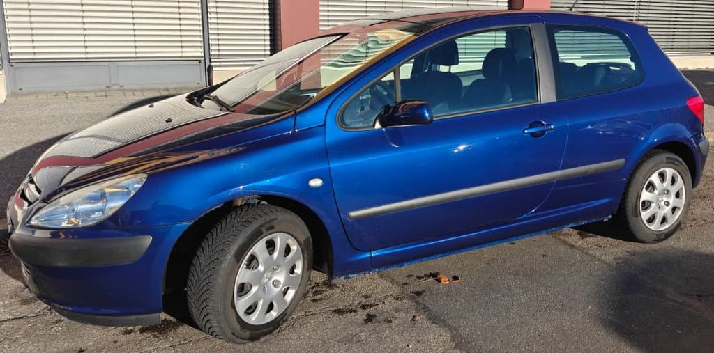 Peugeot 307 92.500 km 1.200 &euro; Fürth 90762