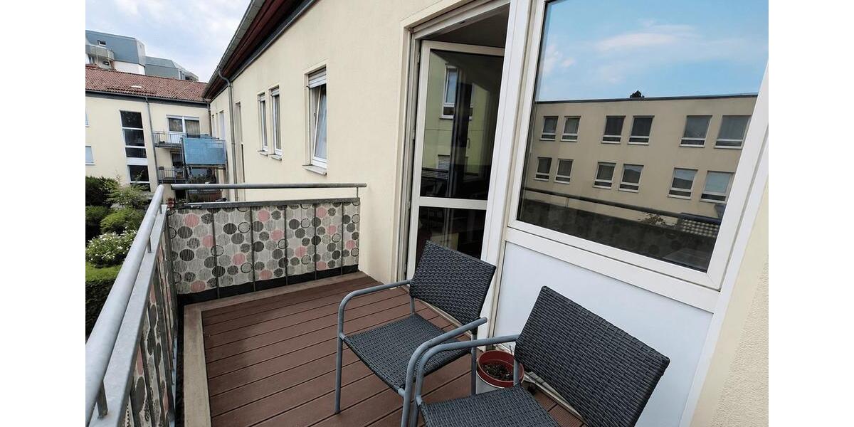 Etagenwohnung Fürth Altstadt - 2 Zimmer, 70 m&sup2;, 1.049&euro; | Angebot:27570657