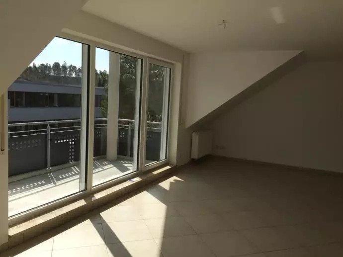 Dachgeschoßwohnung Heroldsbach - 3.5 Zimmer, 106 m&sup2;, 1.230&euro; | Angebot:26119763
