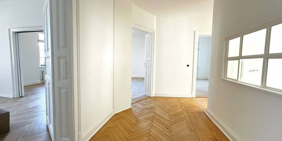Etagenwohnung Nürnberg Gleißbühl - 4 Zimmer, 139 m&sup2;, 2.400&euro; | Angebot:26744512