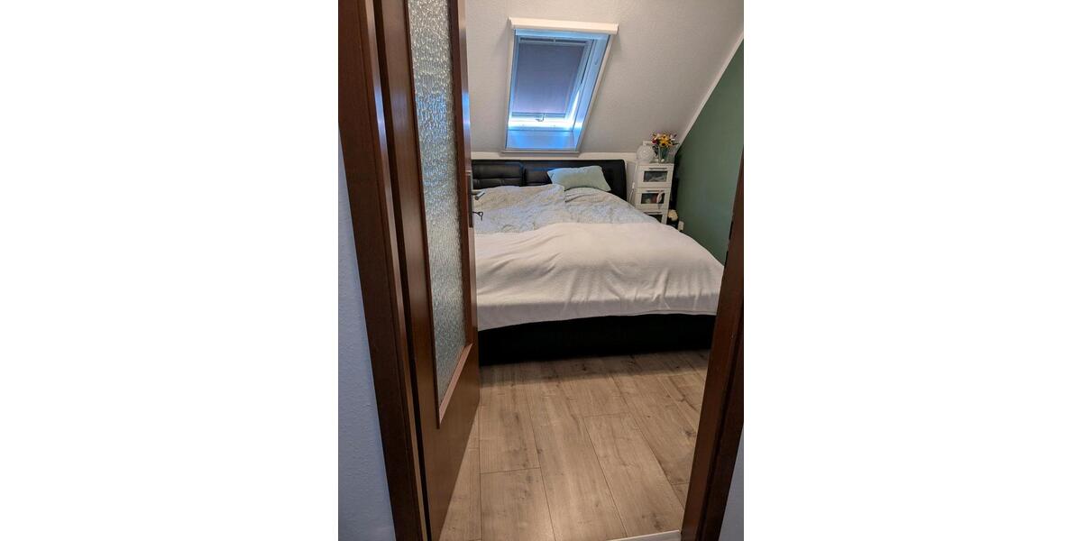 Dachgeschoßwohnung Herzogenaurach - 2.5 Zimmer, 64 m&sup2;, 295.000&euro; | Angebot:26704722