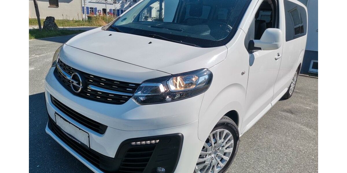 Opel Vivaro 121.600 km 17.999 &euro; Fürth 90762